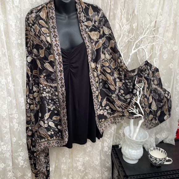 Softest Draped NWT Scarf Grey Black Floral Brown & Cream - Picture 2 of 8